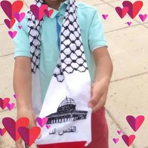 Meet your Posher, Hani